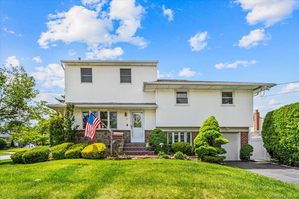 Property Photo: 5 Chance Street NY 11801