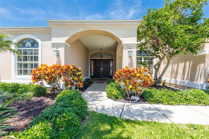 Property Photo:  690 Weathersfield Drive  FL 34698 