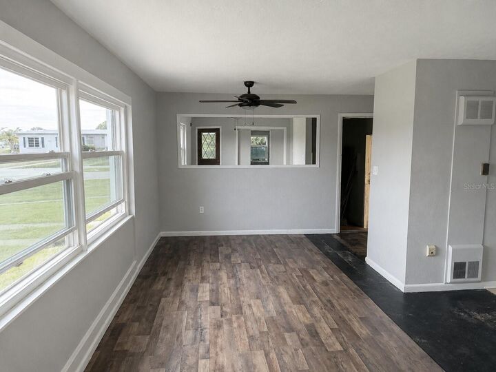 Property Photo:  21098 Gephart Avenue  FL 33952 