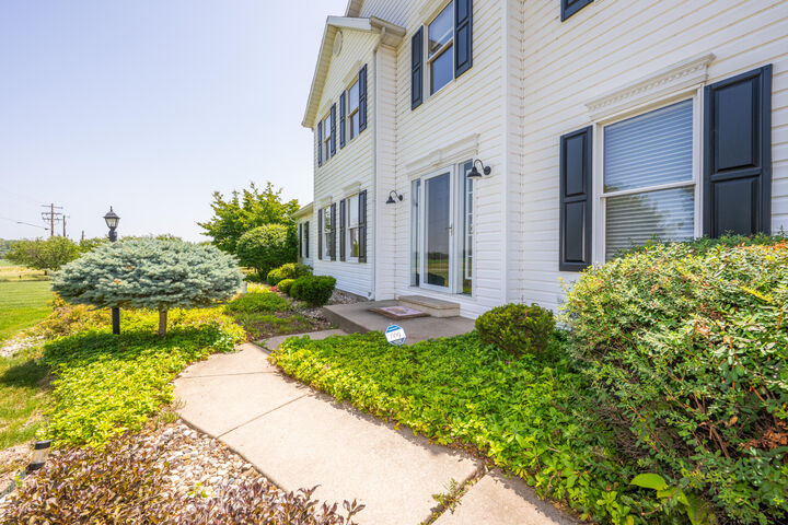 Property Photo:  31401 Middle Crossing Road  MI 49047 