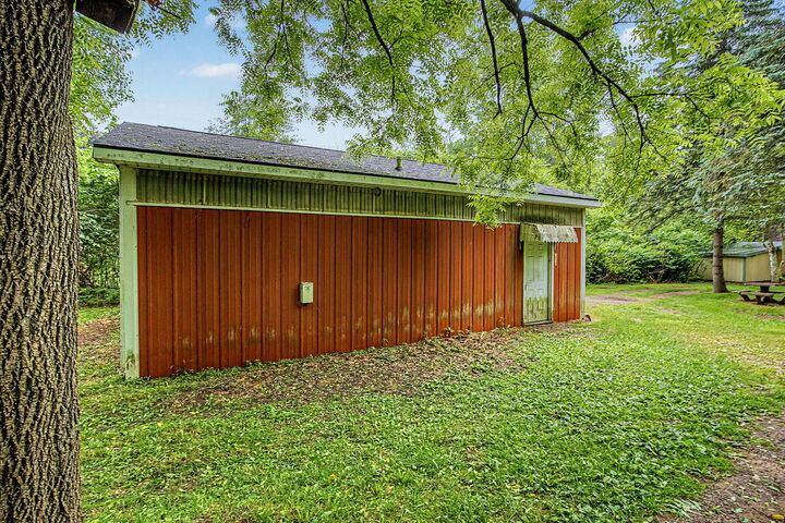 Property Photo:  2800 Glasgow Road  MI 49201 