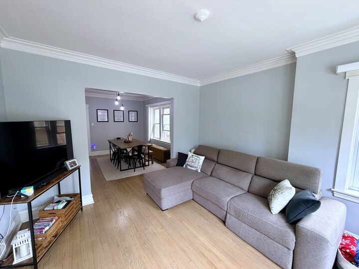 Property Photo:  6302 W Holbrook Street 1  IL 60646 