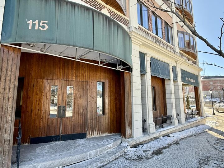 Property Photo:  115 Franklin Street Suite 4  ME 04401 