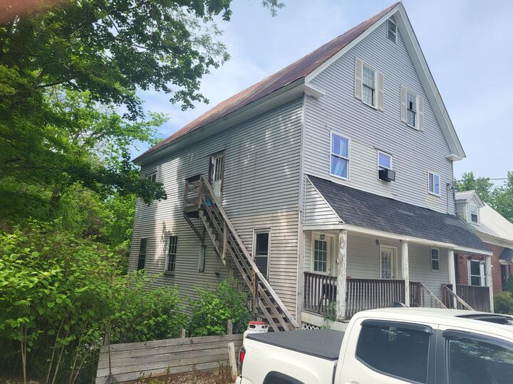 Property Photo:  22 Mountain View Avenue  ME 04041 