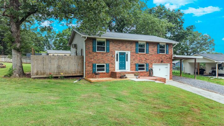 Property Photo:  6035 Porter Drive  TN 37341 