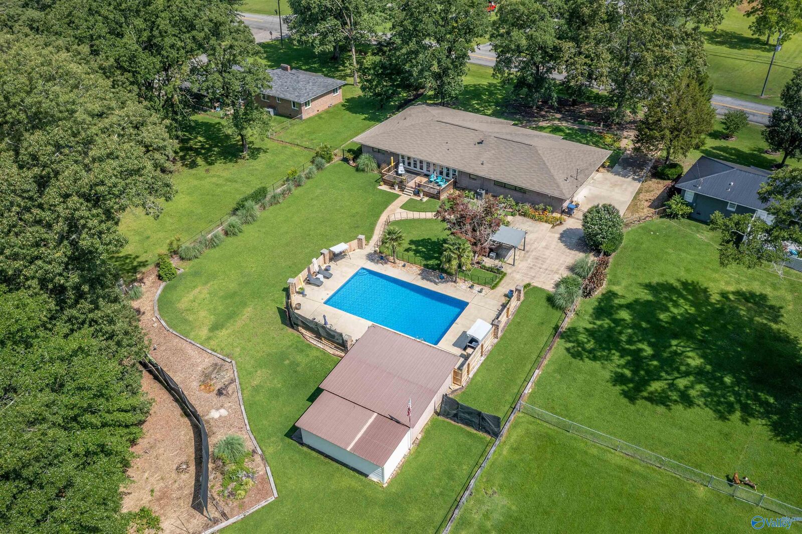 Property Photo:  5167 Old Highway 278  AL 35903 