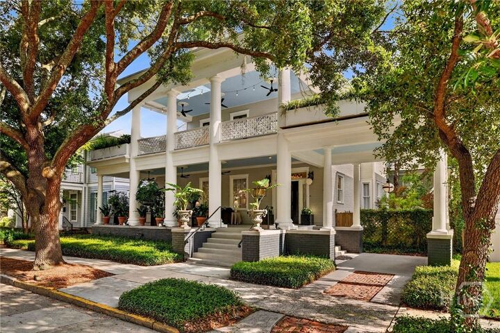 Property Photo:  107 E 35th Street  GA 31401 