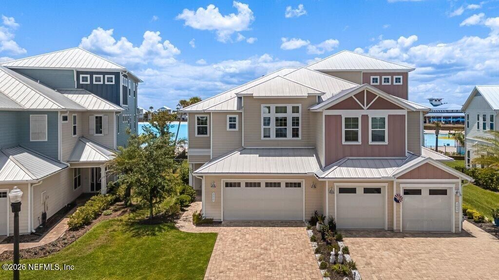 Property Photo: 457 Marquesa Circle FL 32259