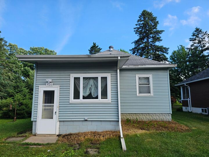 Property Photo: 406 4th Street SW MN 56441