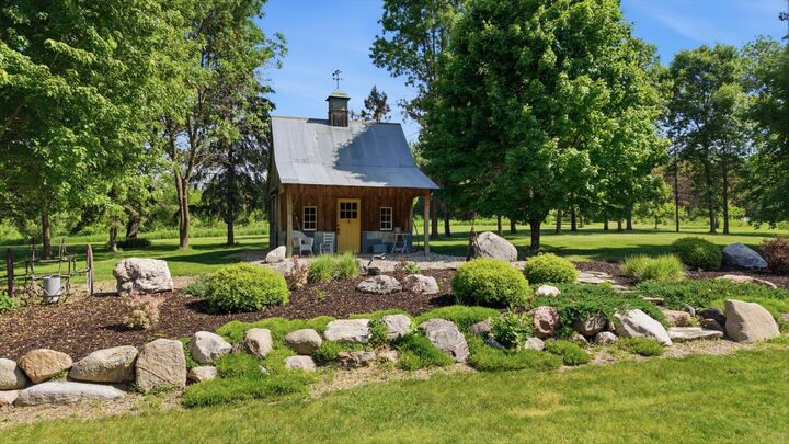 Property Photo: 1665 County Road 5 SW MN 55349