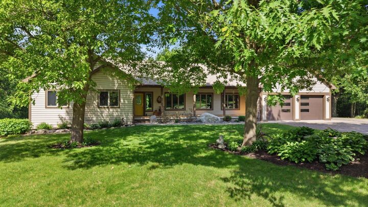 Property Photo: 1665 County Road 5 SW MN 55349