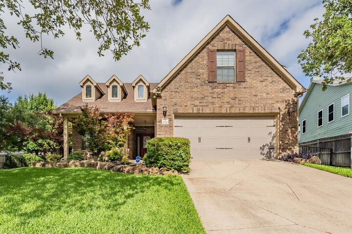 Property Photo: 2728 Park Place TX 76028