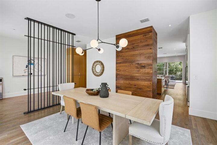 Property Photo:  6726 Lake Circle Drive  TX 75214 