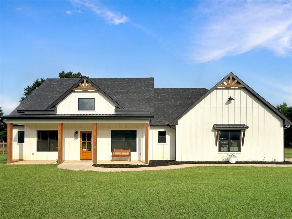 Property Photo: 3235 N Fm 312 TX 75494