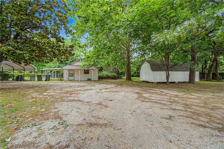 Property Photo: 1405 N 40th Street AR 72762