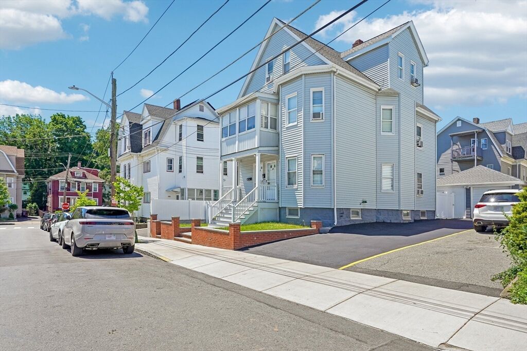 Property Photo:  29 Harvey St  MA 02149 