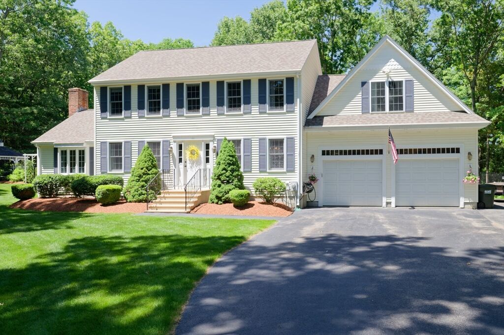 Property Photo: 101 Hunter Rd MA 01569