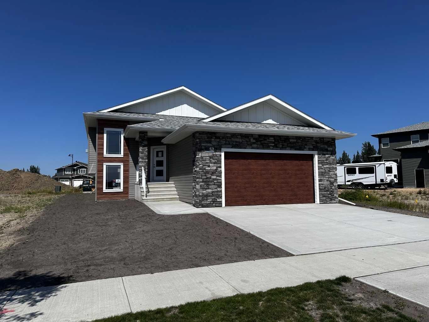 Property Photo: 52 Everson Close AB T4P 3H8