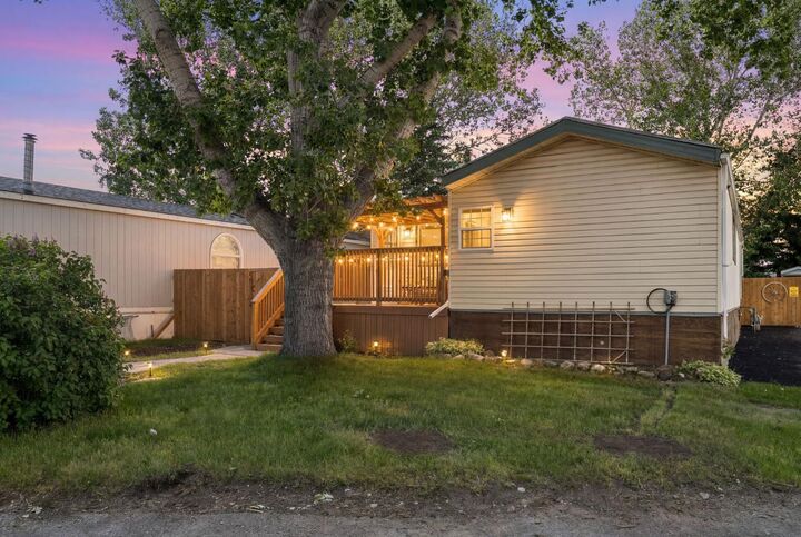 21 Homestead Way SE — photo 1