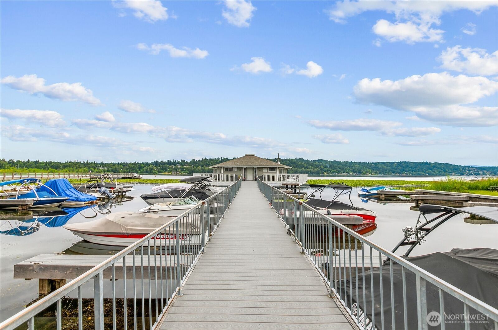 Property Photo:  17310 NE 45th Street 118  WA 98052 