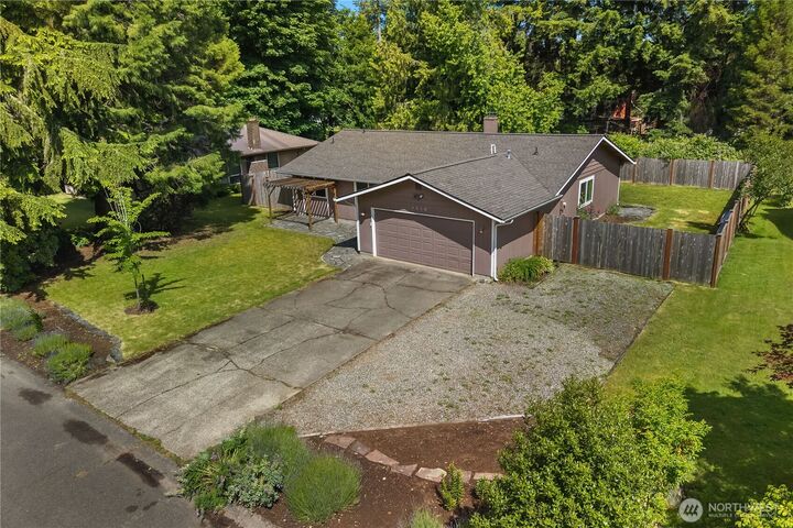 Property Photo: 4018 Macadam Court SE WA 98501