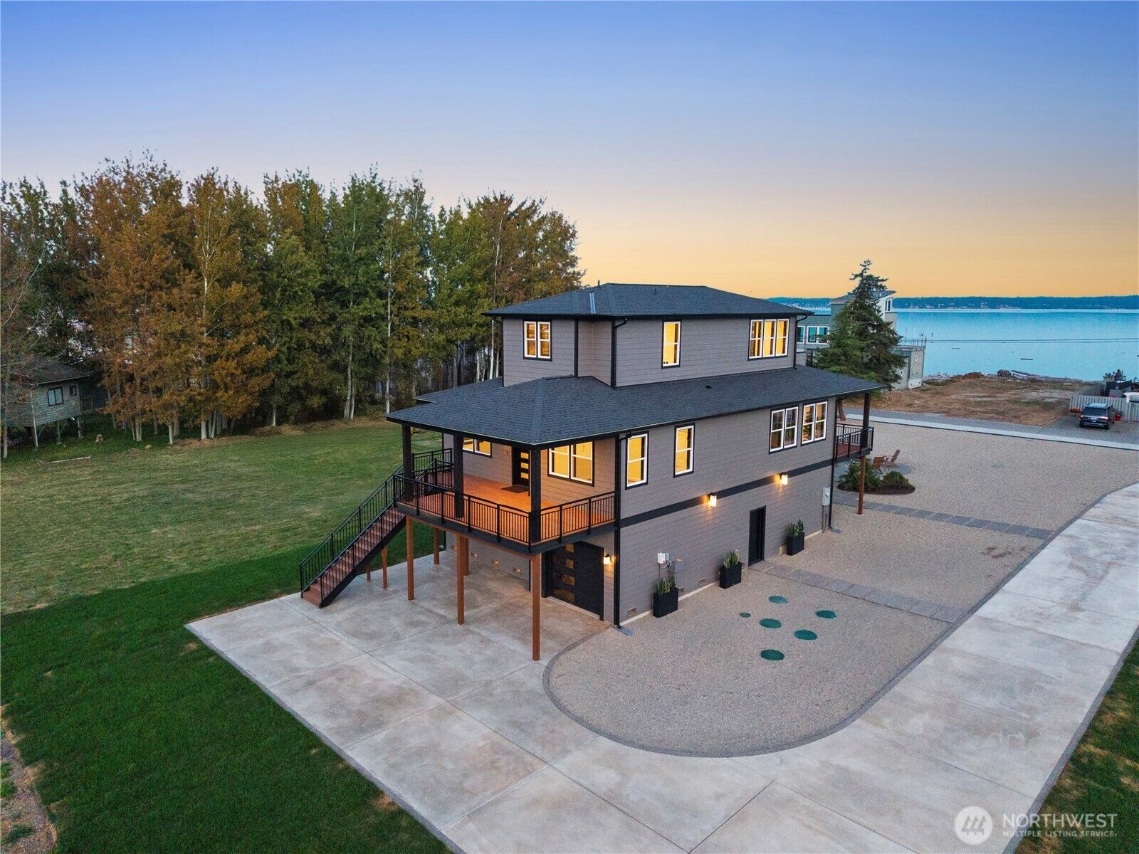 Property Photo:  169  Driftwood Shores  WA 98282 
