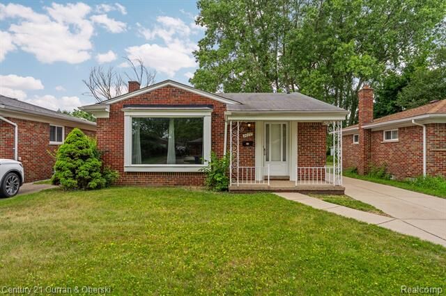 Property Photo:  9077 Riverview Avenue  MI 48239 