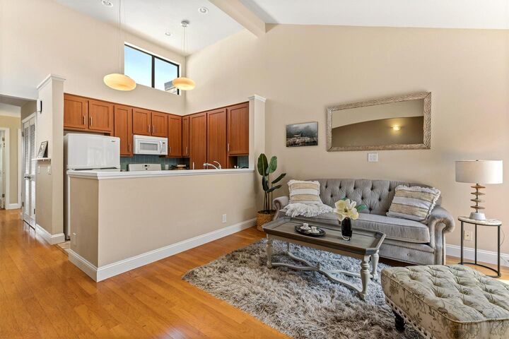 Property Photo: 461 Dela Vina Avenue 205 CA 93940