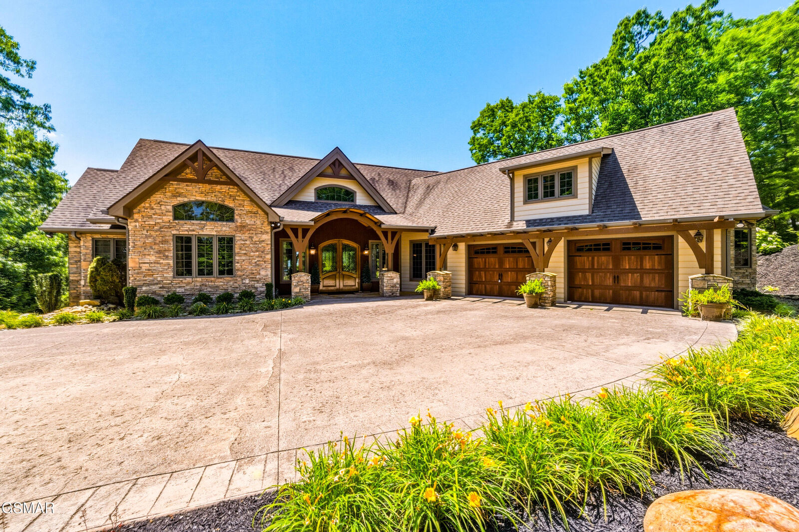 Property Photo:  824 Laurel Top Way  TN 37738 