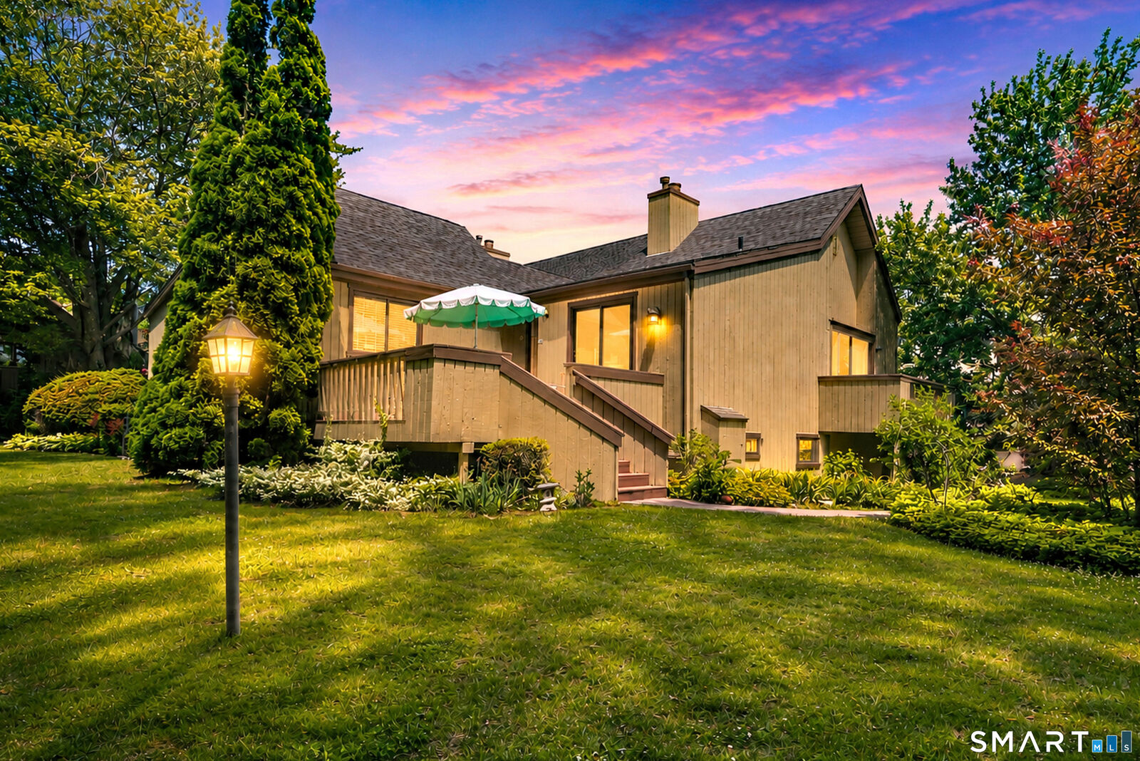 Property Photo:  253 Agawam Drive A  CT 06614 