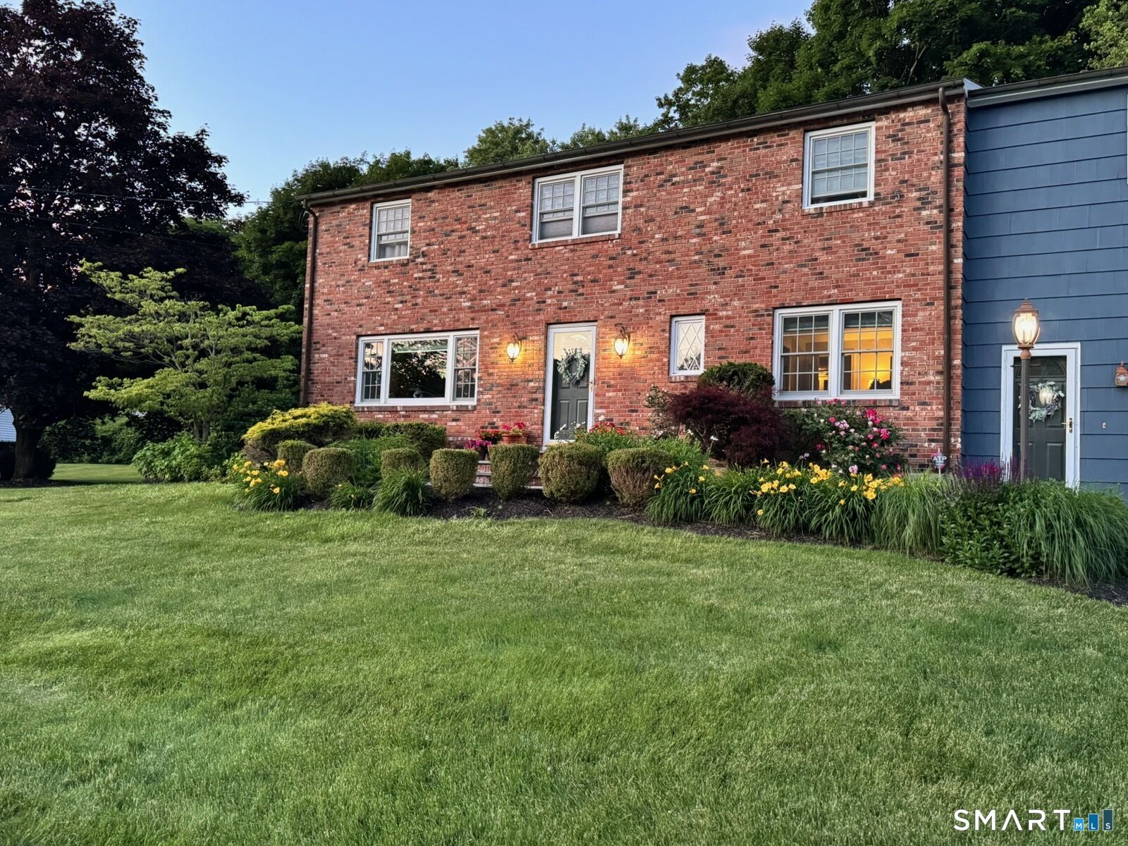 Property Photo: 100 Rolling Ridge Road CT 06518
