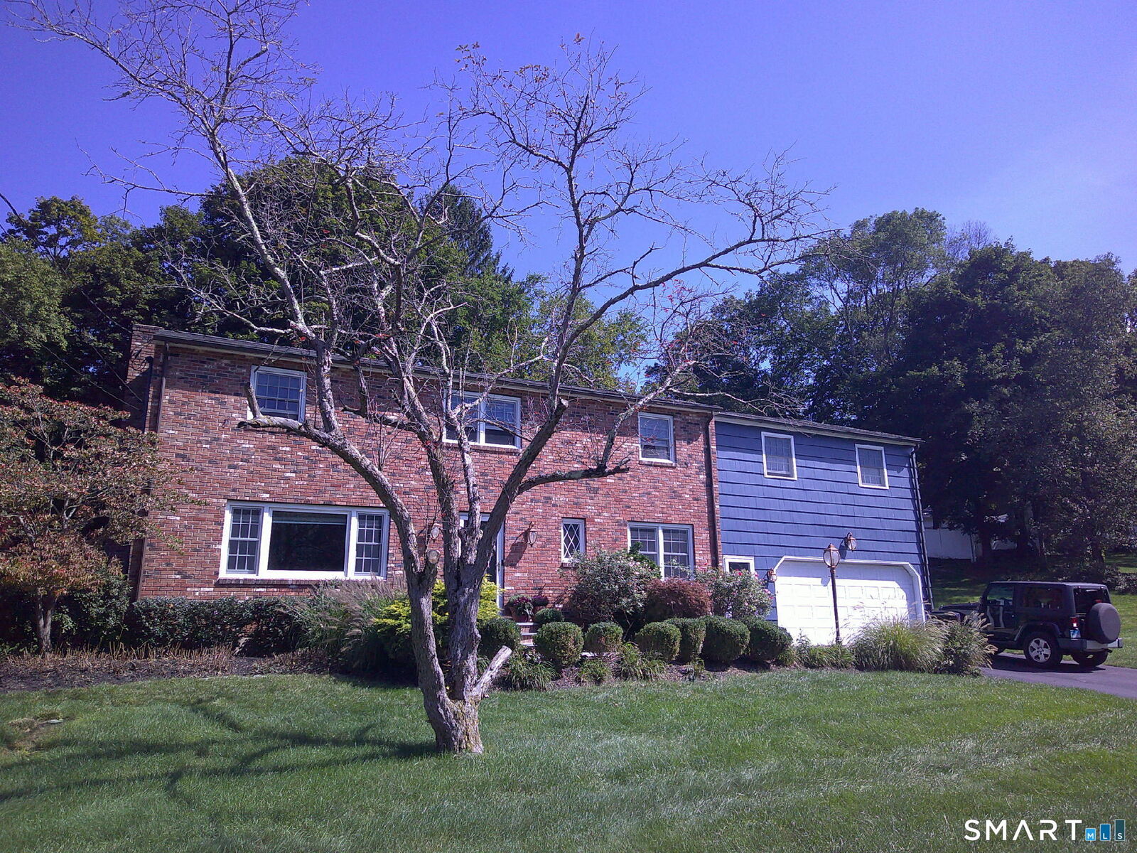 Property Photo: 100 Rolling Ridge Road CT 06518