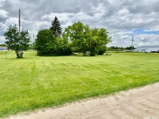 Property Photo:  37-40 Shannon Street  SK S0K 2M0 