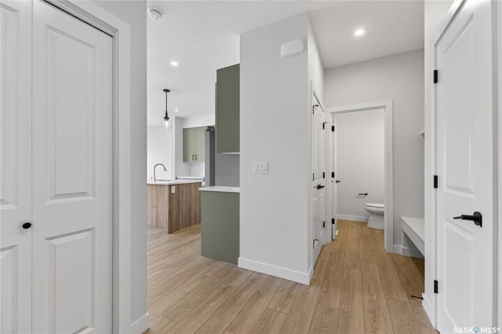 Property Photo: 830 Brighton Boulevard 4 SK S7V 2A8