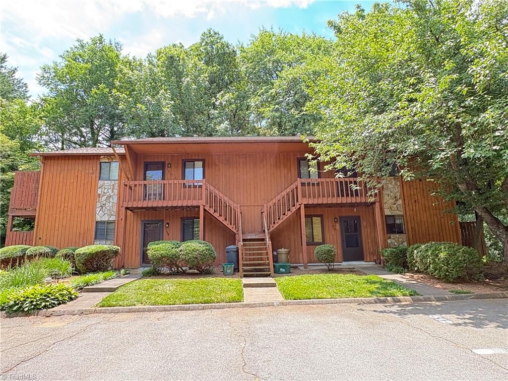 Property Photo:  500 Trent Court  NC 27127 