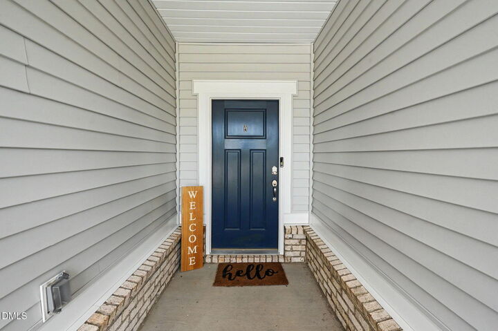 Property Photo: 2553 Nassau Trace NC 27526
