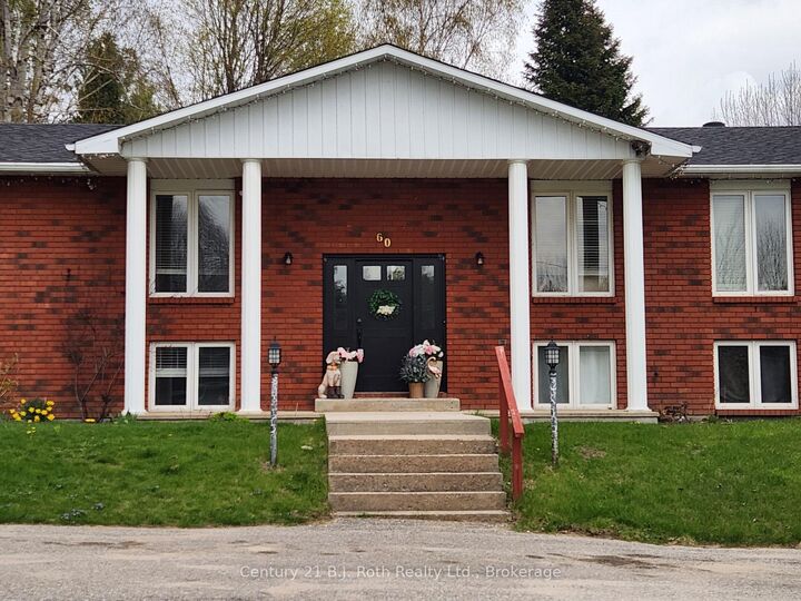 Property Photo:  60 Lepage Drive  ON L9M 1R5 