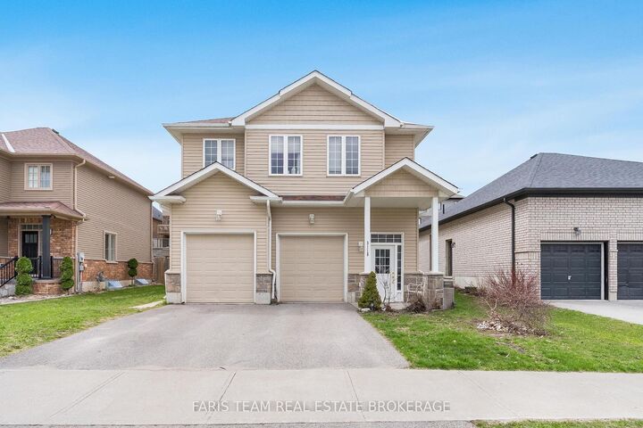 Property Photo: 3118 Emperor Drive ON L3V 0G4