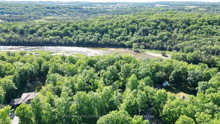 20 Riverside Drive — photo 1