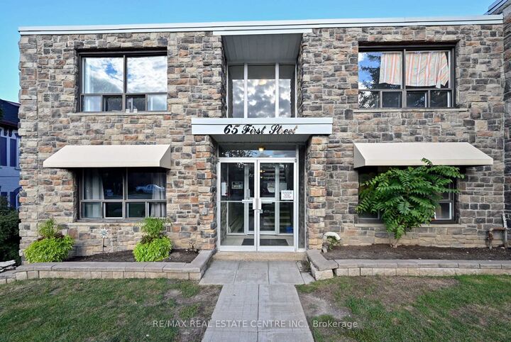 Property Photo: 65 First Street 10 ON L9W 2E6
