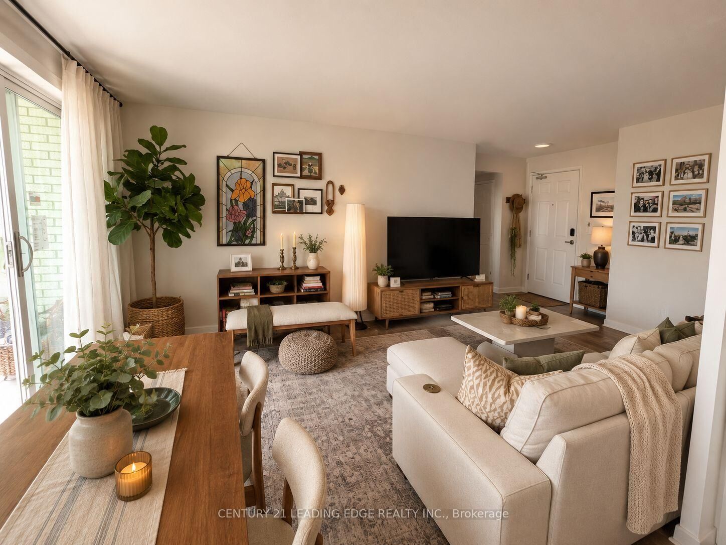 Property Photo: 20 Prince Arthur Avenue 19E ON M5R 1B1