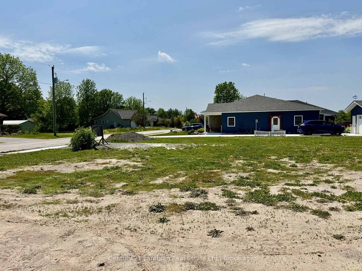 90 Duncan Street — photo 1
