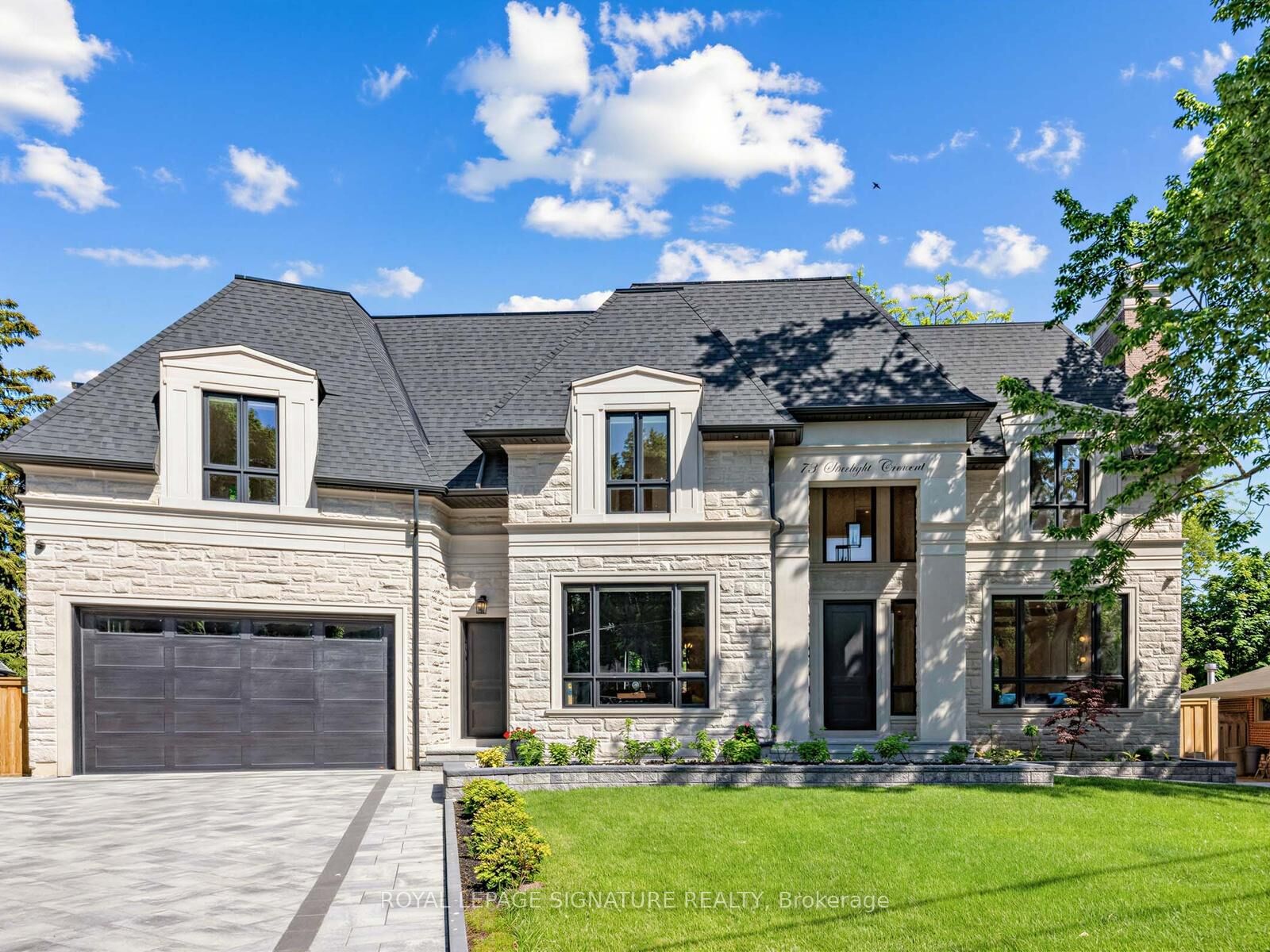 Property Photo: 73 Starlight Crescent ON L4C 4X3