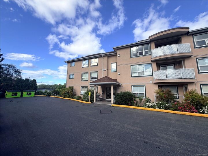 Property Photo: 3000 Oak St #301B BC V0R 1K1