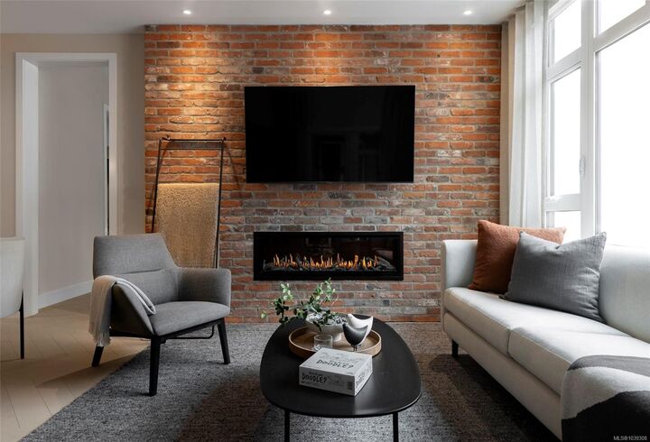 Property Photo: 425 Lampson St #211 BC V9A 0K5
