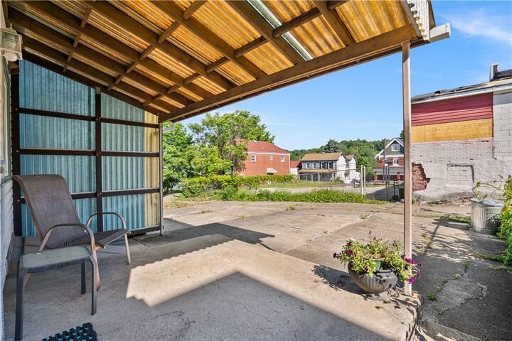 Property Photo:  72 Frazier Ave  PA 15136 