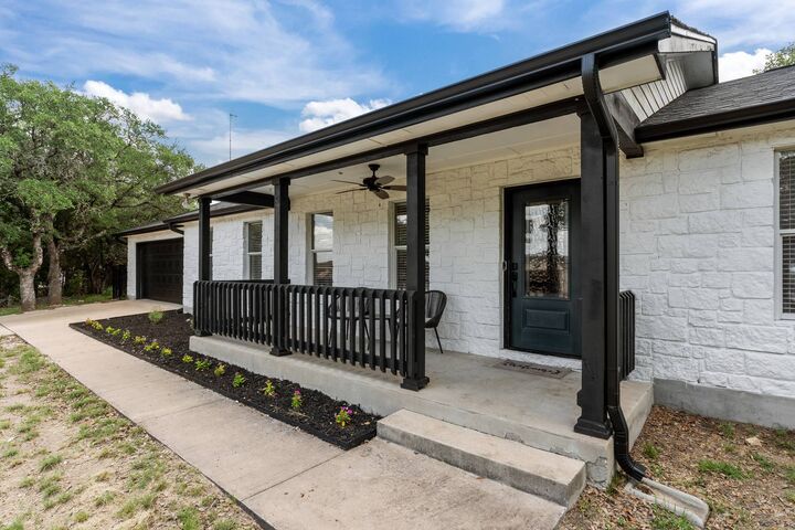 Property Photo:  21413 Patton Avenue  TX 78645 