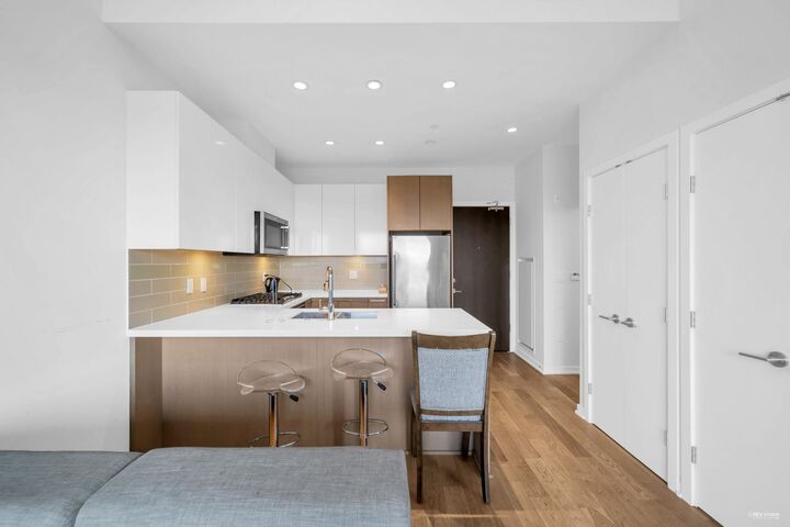 Property Photo:  7008 River Parkway 603  BC V6X 0R1 