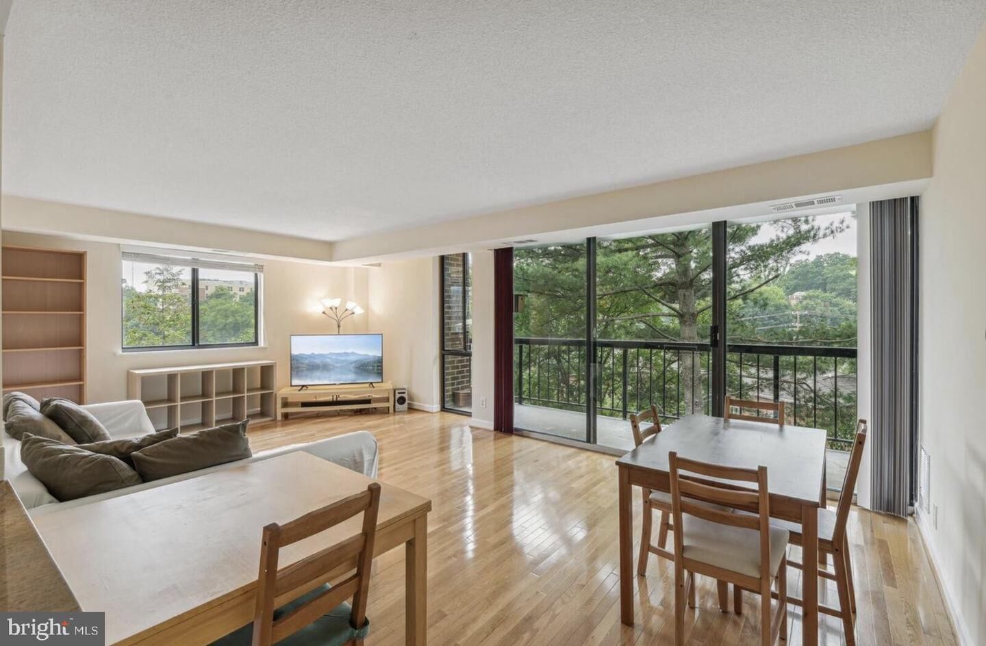 Property Photo:  1401 N Rhodes Street N 406  VA 22209 
