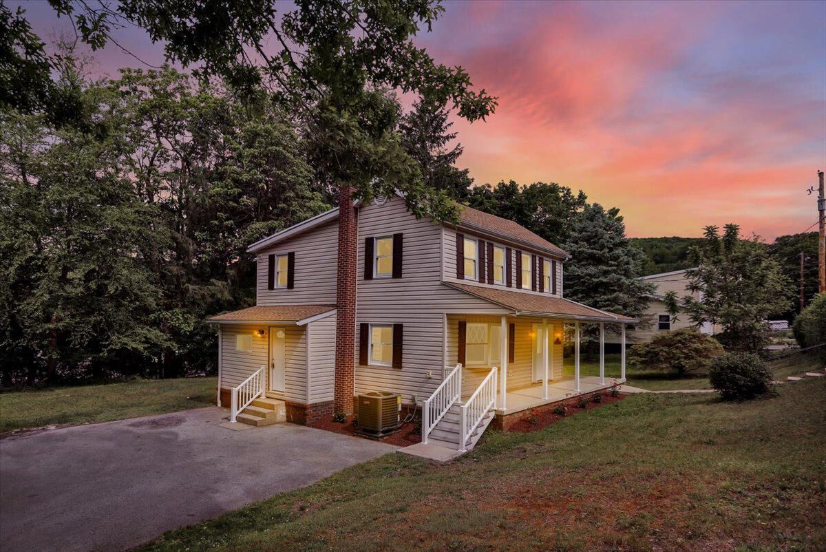 Property Photo:  10 Deer  PA 17901 